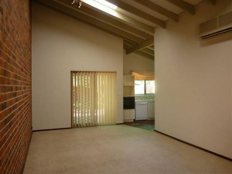 3/39 Robert Street, Como WA 6152