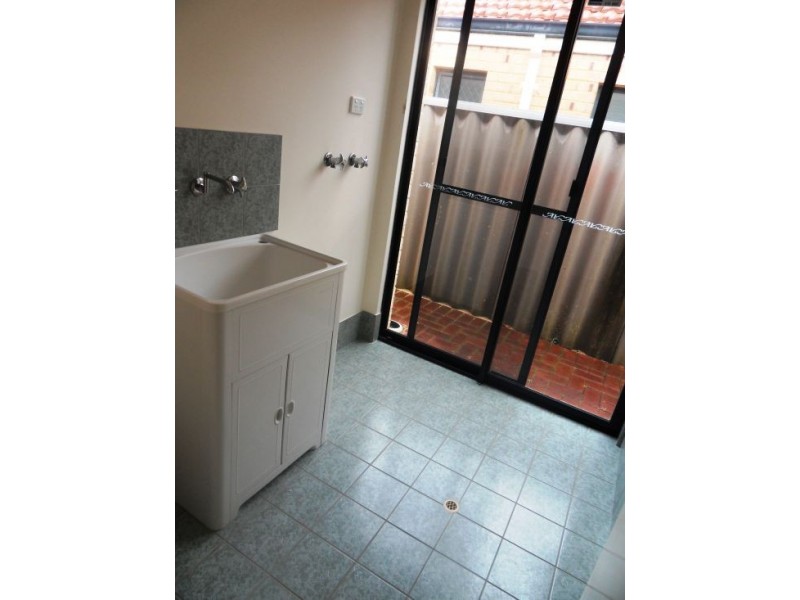 3/167-169 Hamilton Street, Queens Park WA 6107