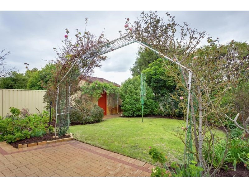 20B Bickley Crescent, Manning WA 6152