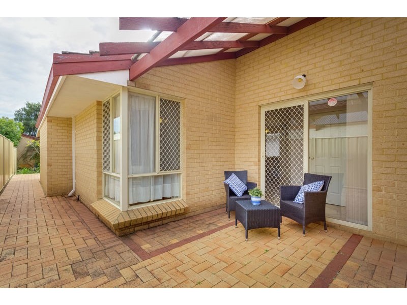 20B Bickley Crescent, Manning WA 6152