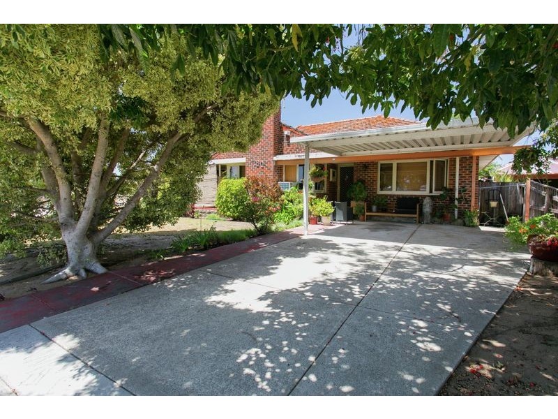 180 Lockhart Street, Como WA 6152