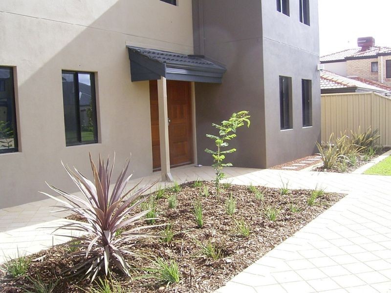 3 Barang Circuit, Karawara WA 6152