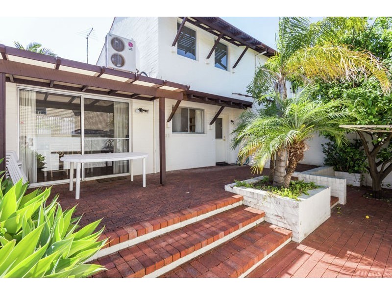 2/4 Ridge Street, South Perth WA 6151