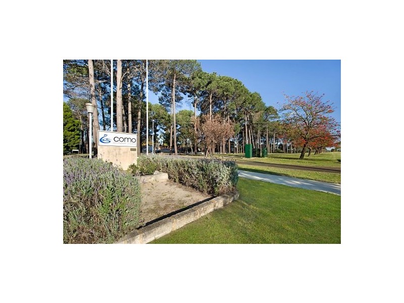 35 Godwin Avenue, Manning WA 6152