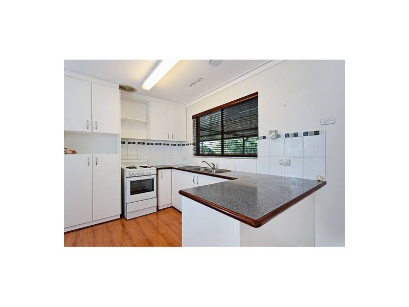 4 Iden Place, Huntingdale WA 6110