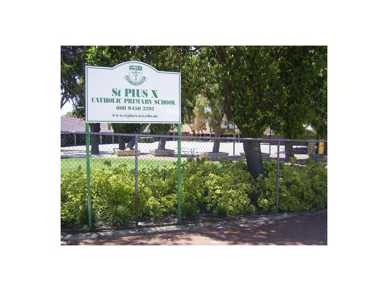 57 Henning Crescent, Manning WA 6152