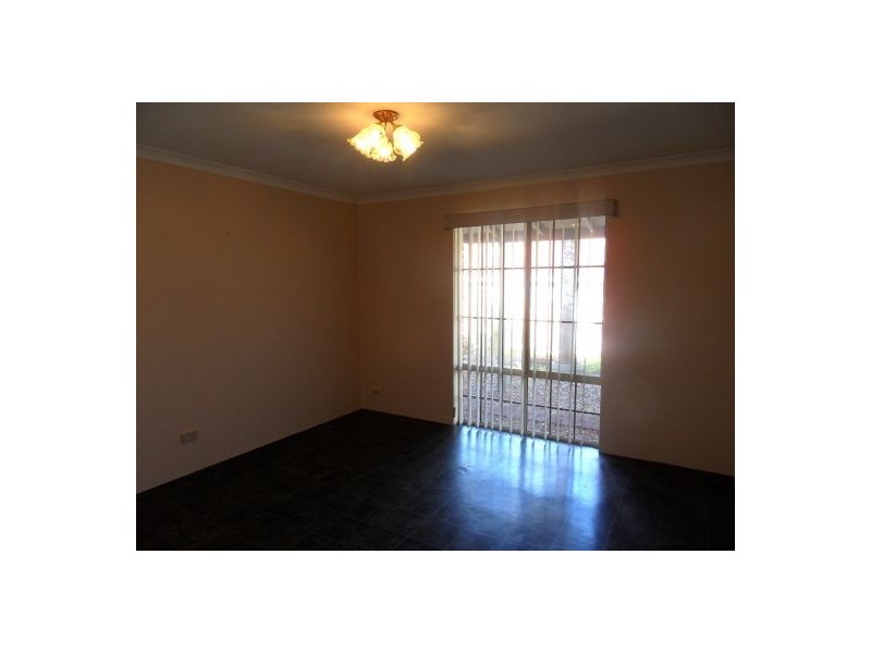 90B Hobbs Avenue, Como WA 6152