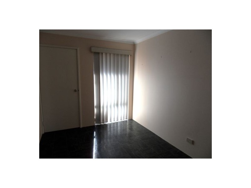 90B Hobbs Avenue, Como WA 6152