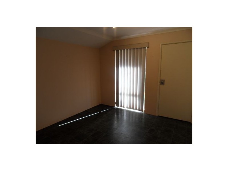 90B Hobbs Avenue, Como WA 6152