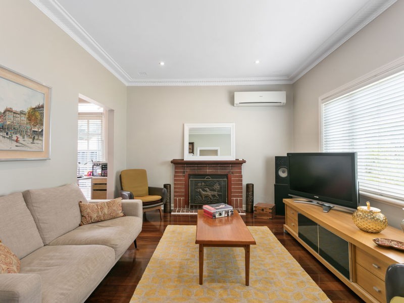 56 Downey Drive, Manning WA 6152