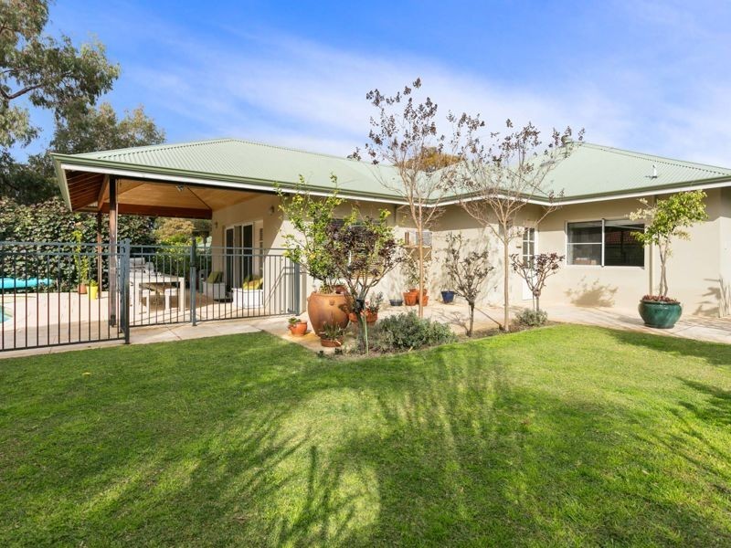 56 Downey Drive, Manning WA 6152