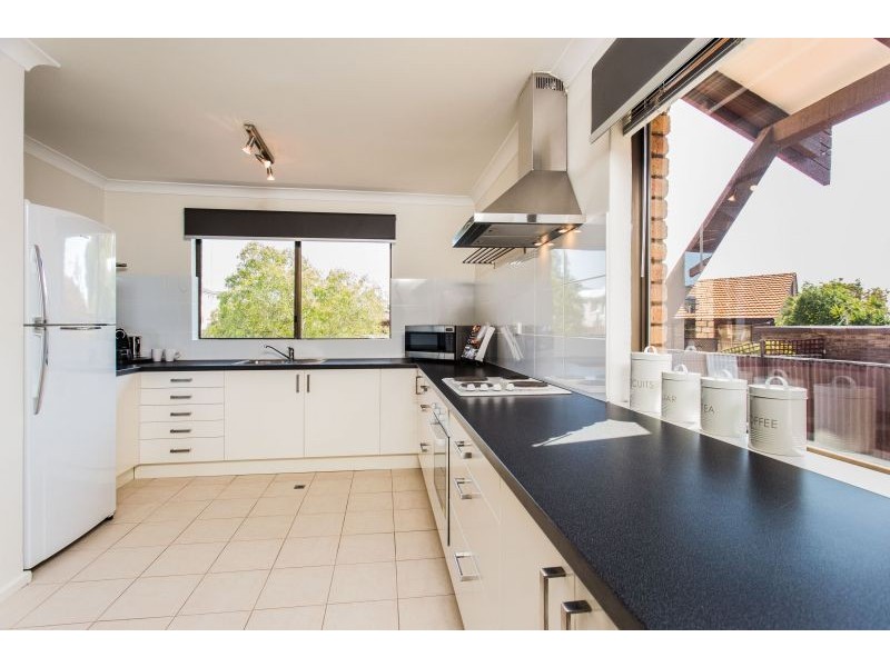 19/80 Edgecumbe St, Como WA 6152