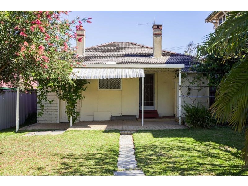 162 Hensman Street, Kensington WA 6151