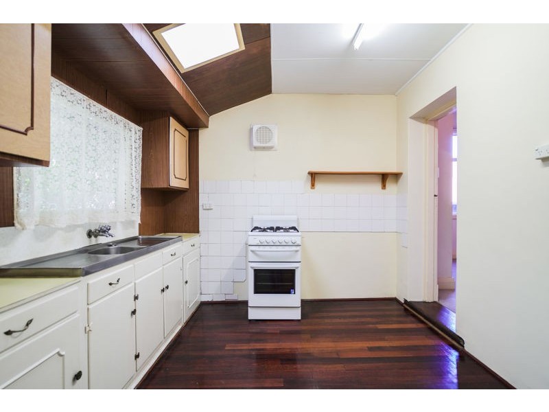 162 Hensman Street, Kensington WA 6151