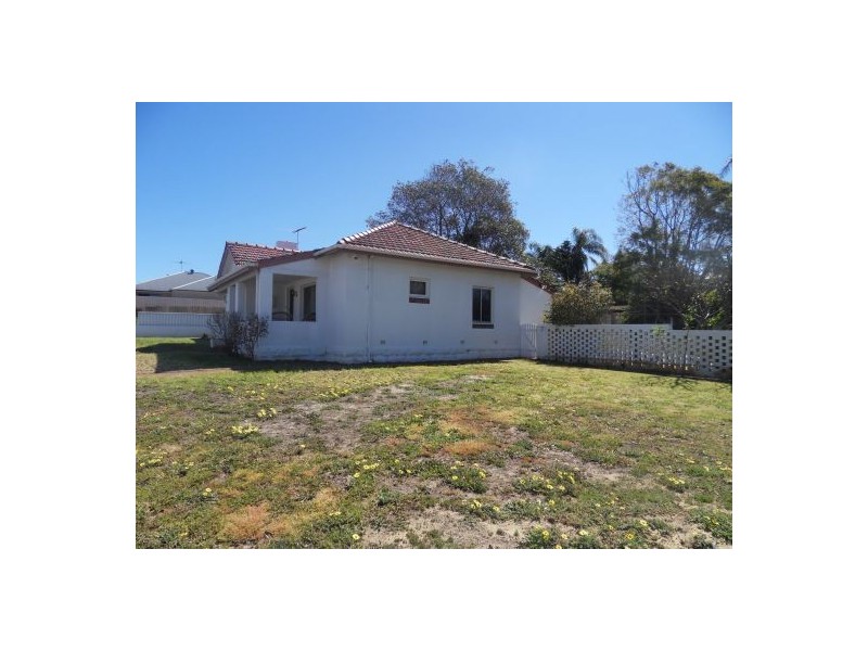 73 Clydesdale Street, Como WA 6152