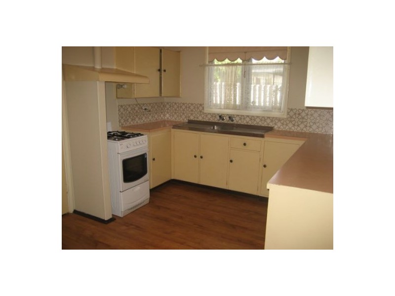 22 Westlake St, Wilson WA 6107