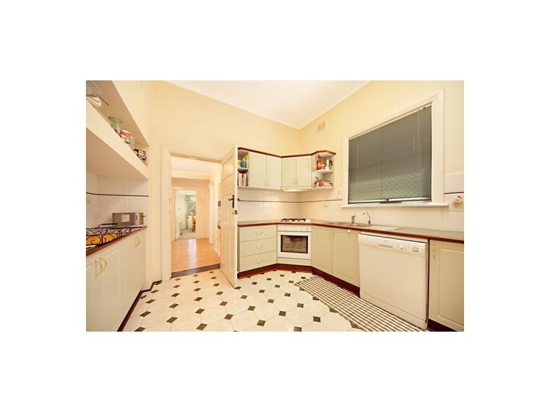 19 Campbell Street, Kensington WA 6151