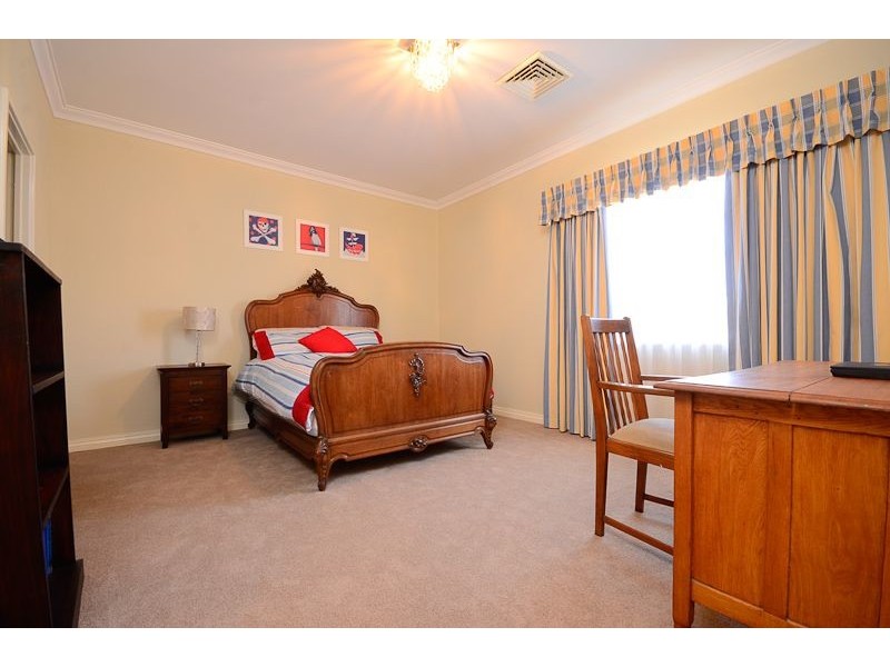 29 Templemore Gardens, Waterford WA 6152