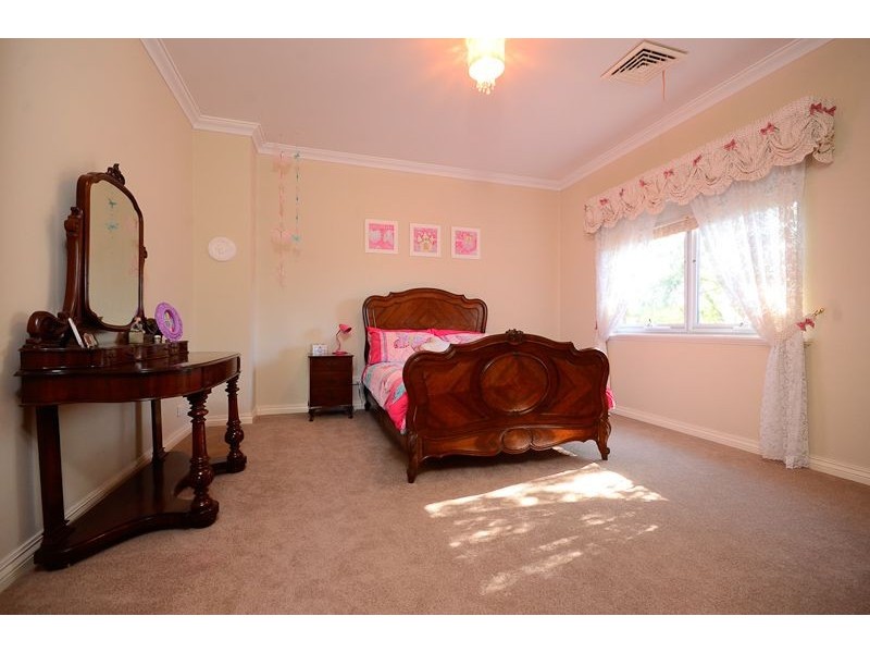 29 Templemore Gardens, Waterford WA 6152