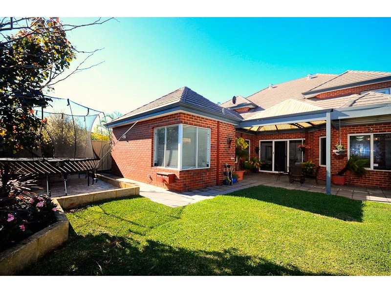 29 Templemore Gardens, Waterford WA 6152