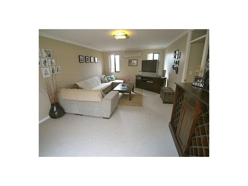 2A  Durant Way, Brentwood WA 6153