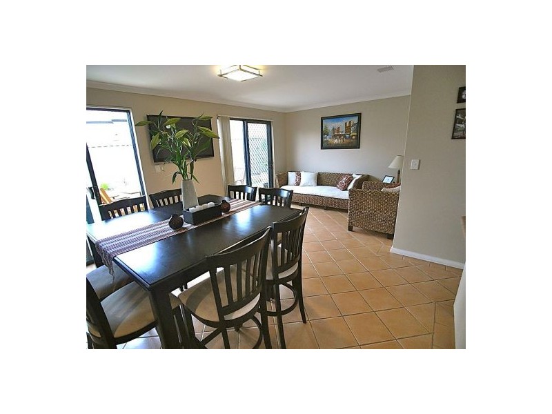 2A  Durant Way, Brentwood WA 6153