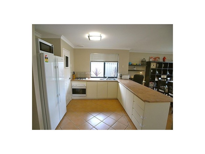 2A  Durant Way, Brentwood WA 6153