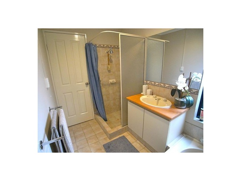 2A  Durant Way, Brentwood WA 6153