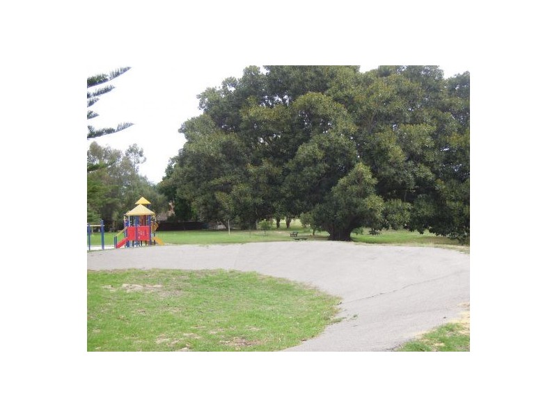 8 Lakeway Street, Claremont WA 6010