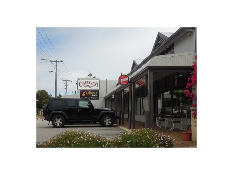 8 Lakeway Street, Claremont WA 6010