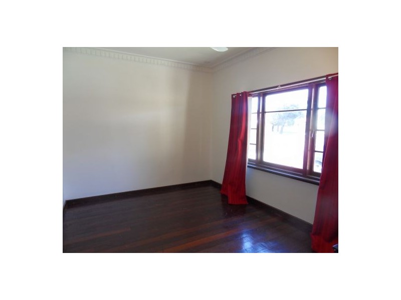 141 Manning Road, Manning WA 6152