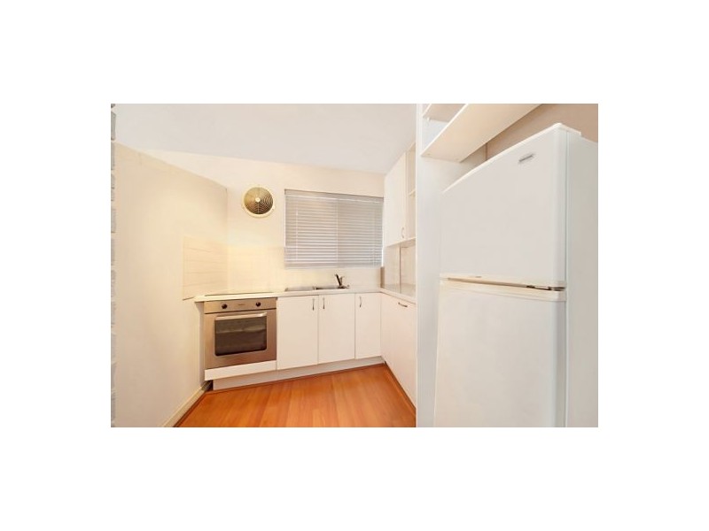 2/46 King George Street, Victoria Park WA 6100