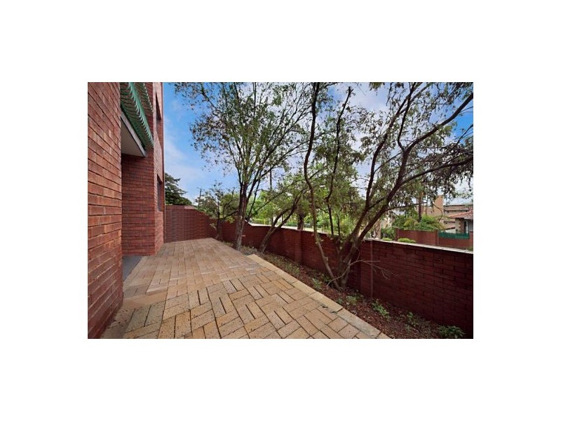 2/46 King George Street, Victoria Park WA 6100