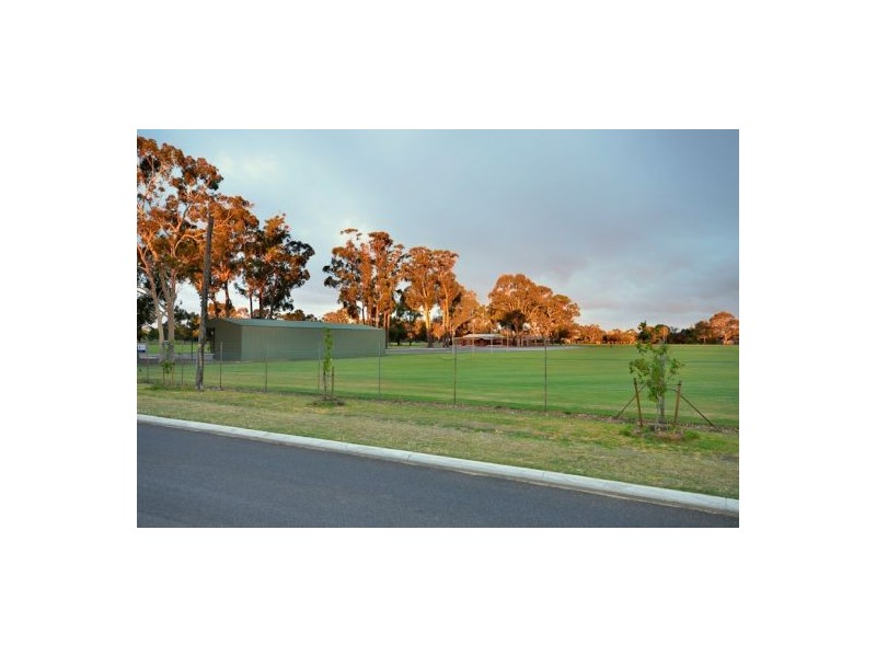 11A Elderfield Road, Manning WA 6152