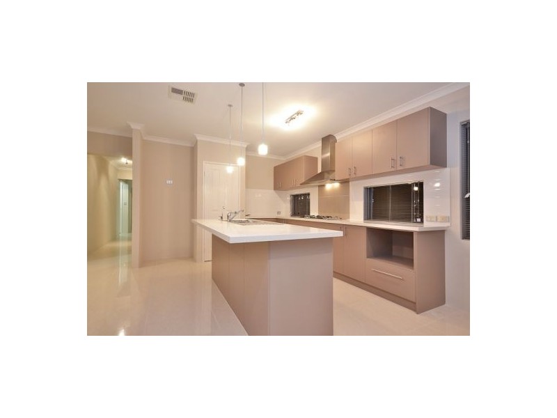 11A Elderfield Road, Manning WA 6152