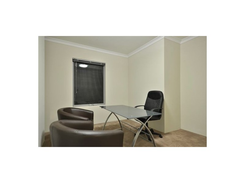 11A Elderfield Road, Manning WA 6152