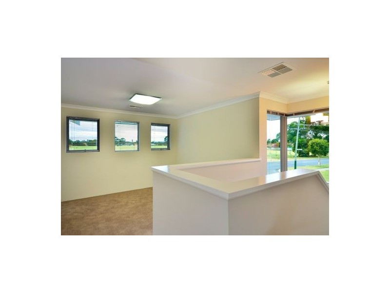 11A Elderfield Road, Manning WA 6152