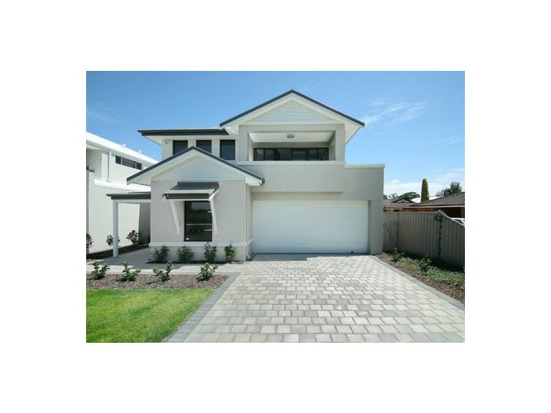 11 Elderfield Road, Manning WA 6152