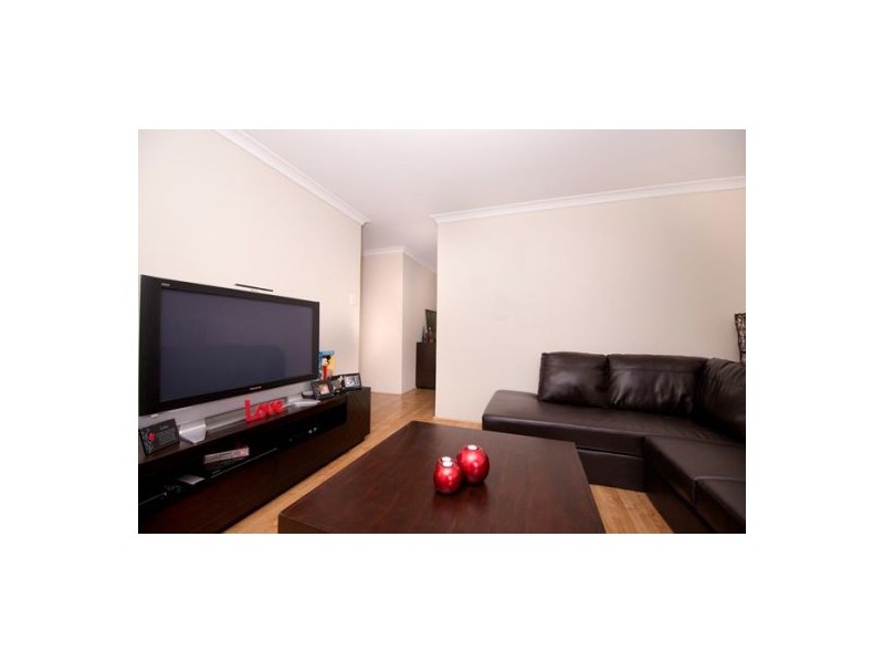 2/49 Mosaic Street, Shelley WA 6148