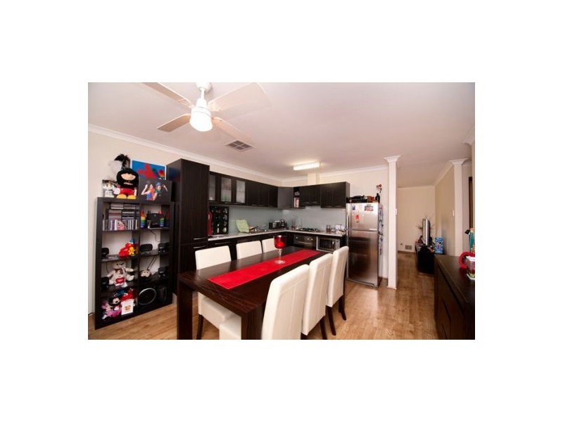 2/49 Mosaic Street, Shelley WA 6148