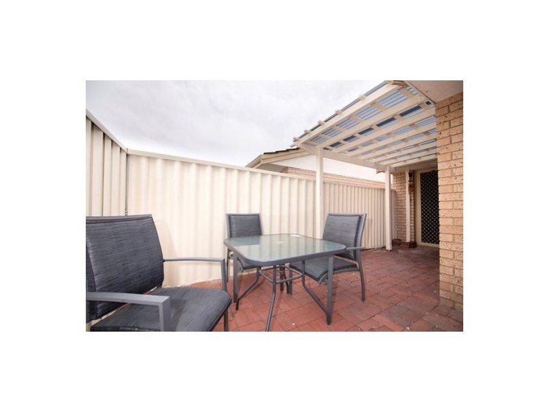 2/49 Mosaic Street, Shelley WA 6148