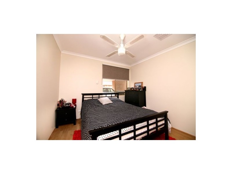 2/49 Mosaic Street, Shelley WA 6148