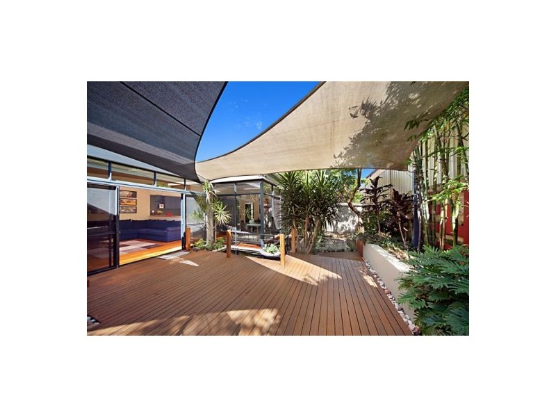 32 Lowan Loop, Karawara WA 6152