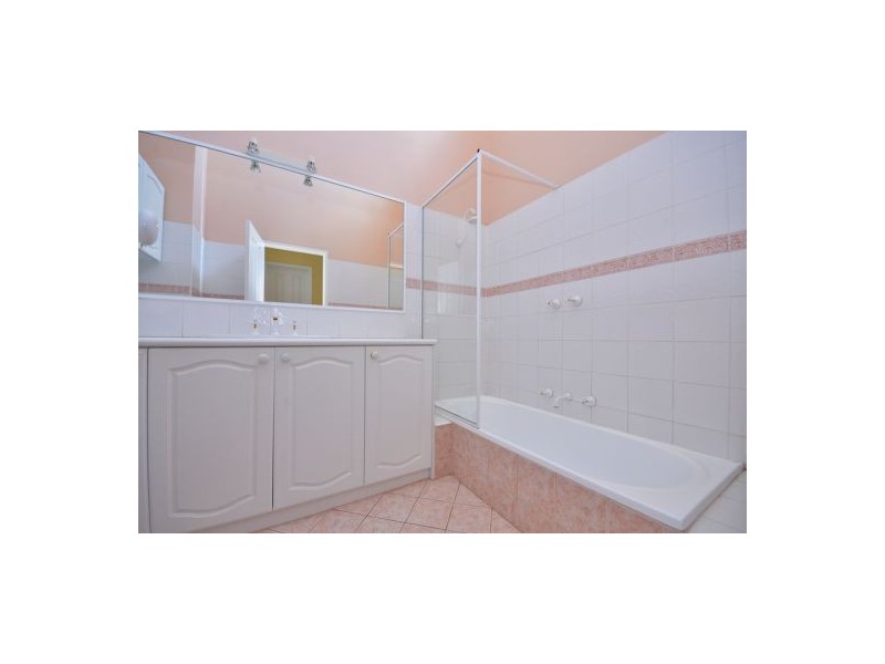 4/300 Preston Point Road, Attadale WA 6156