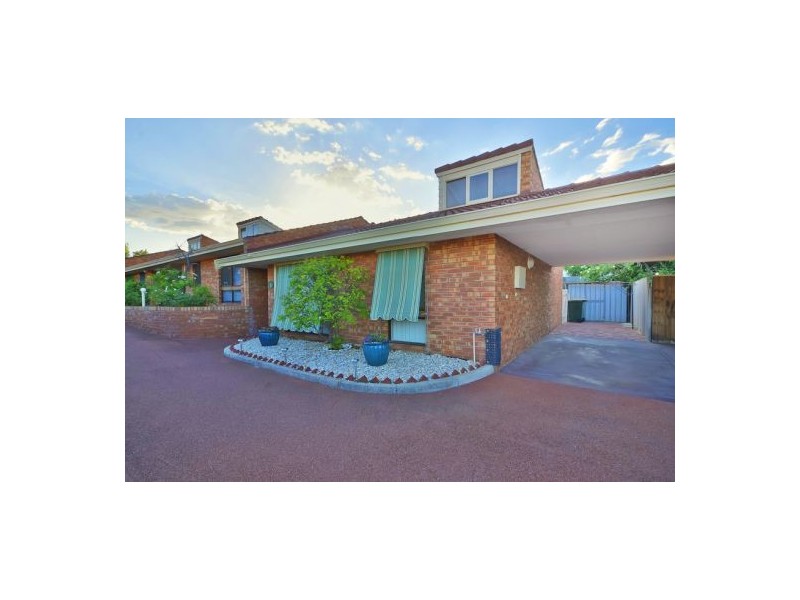 4/300 Preston Point Road, Attadale WA 6156