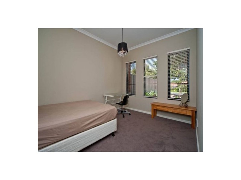 43A Fitzroy Road, Rivervale WA 6103