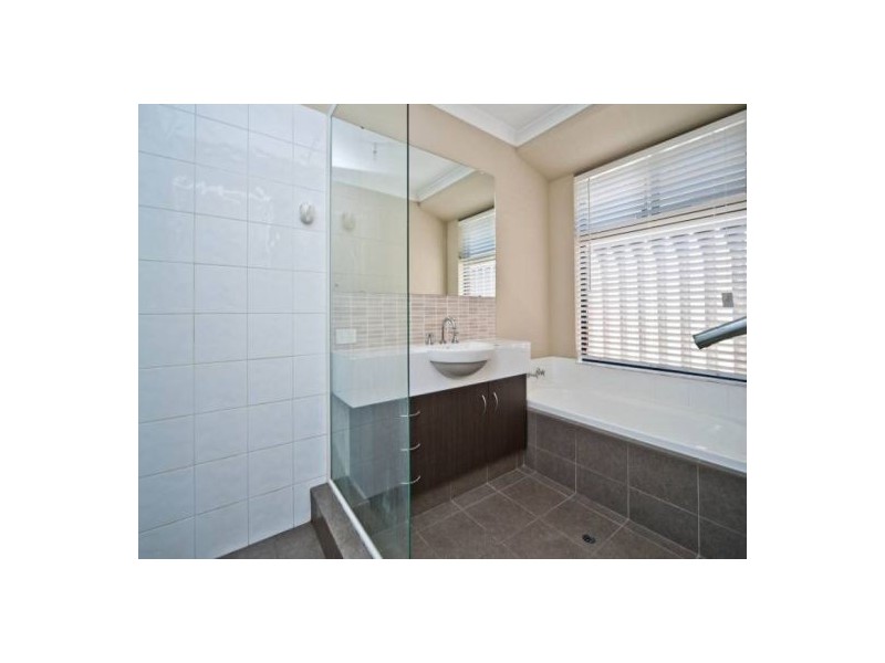43A Fitzroy Road, Rivervale WA 6103
