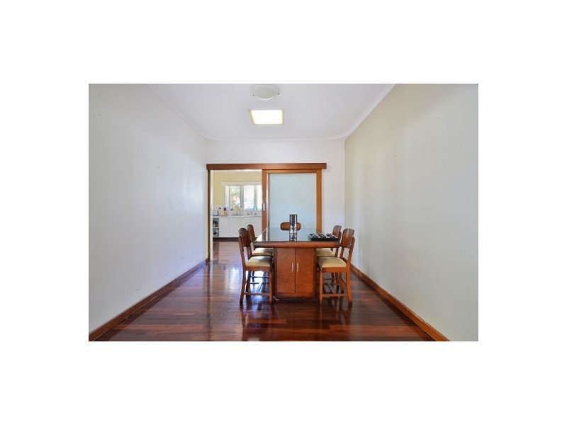 104 Thelma Street, Como WA 6152