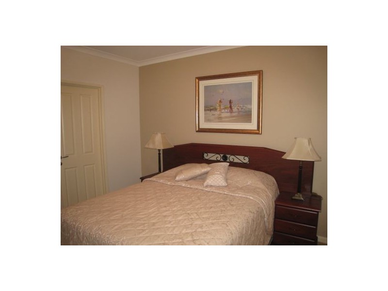 9 Talbot Avenue, Como WA 6152