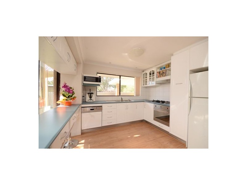 90A Todd Avenue, Como WA 6152